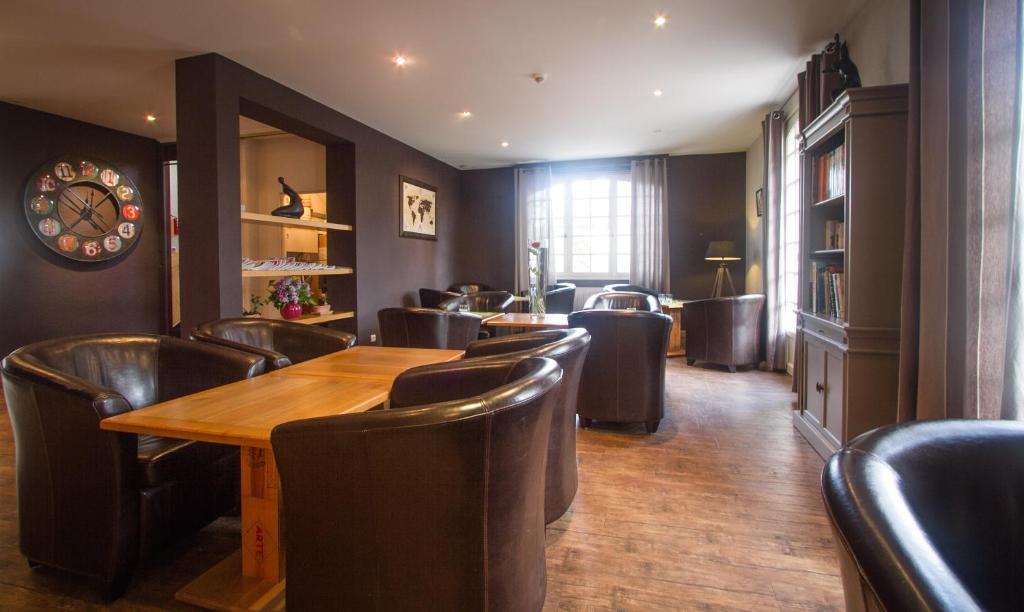 Logis L'Ermitage Hotel & Restaurant Saulges Luaran gambar