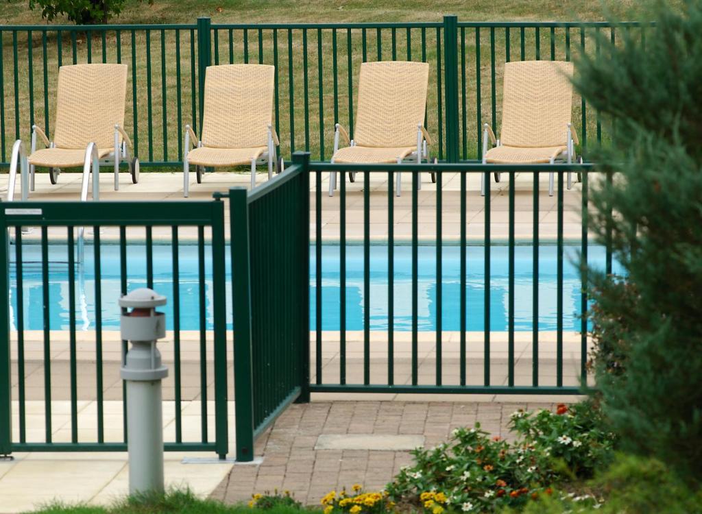 Logis L'Ermitage Hotel & Restaurant Saulges Luaran gambar