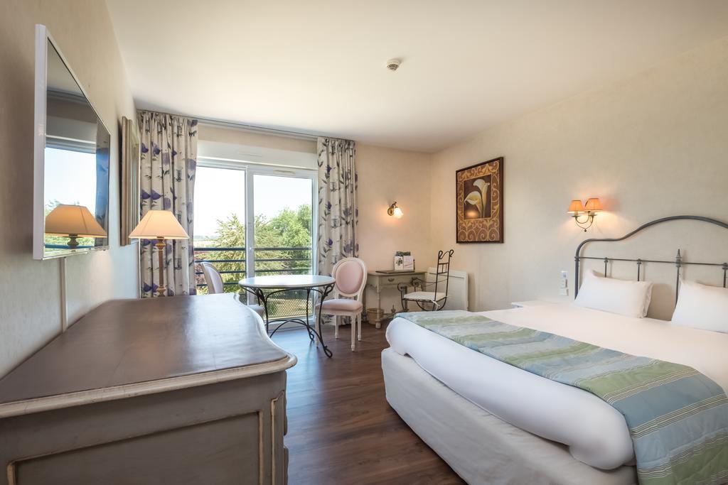 Logis L'Ermitage Hotel & Restaurant Saulges Luaran gambar