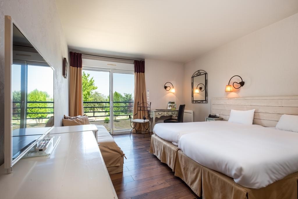 Logis L'Ermitage Hotel & Restaurant Saulges Luaran gambar
